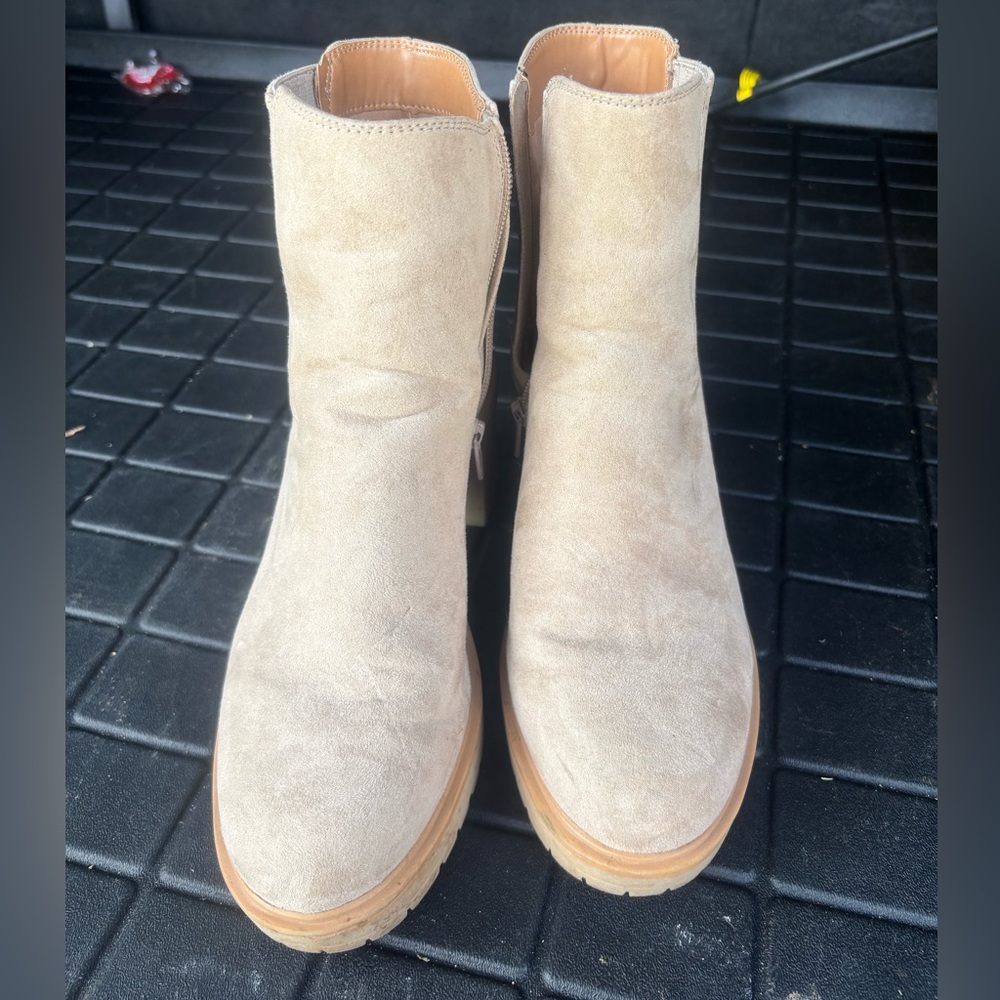 Universal thread booties - Picture 2 of 3